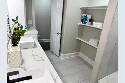 1907 Amy Drive, Baytown, TX 77520 - Photo 35