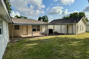 1907 Amy Dr, Baytown, TX 77520 - Photo 39