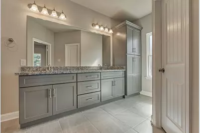 10473 Valley Drive N, Willis, TX 77318 - Photo 39