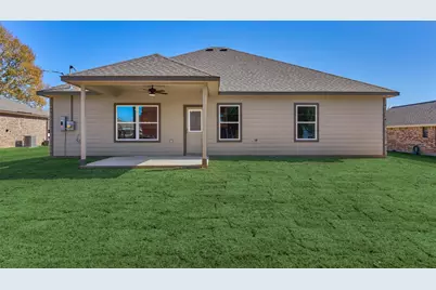 10473 Valley Drive N, Willis, TX 77318 - Photo 47