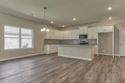 10473 Valley Drive N, Willis, TX 77318 - Photo 27