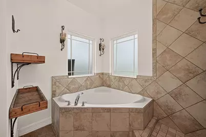 14063 Belmont Circle, Mont Belvieu, TX 77523 - Photo 25