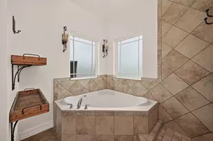 14063 Belmont Cir, Mont Belvieu, TX 77523 - Photo 25