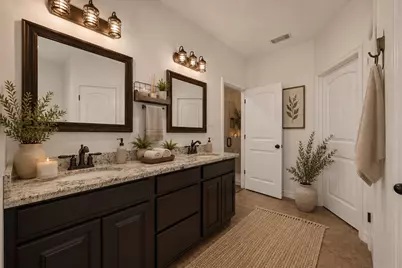 14063 Belmont Circle, Mont Belvieu, TX 77523 - Photo 23