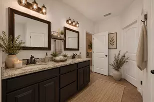 14063 Belmont Cir, Mont Belvieu, TX 77523 - Photo 23