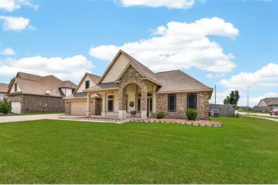 14063 Belmont Circle, Mont Belvieu, TX 77523 - Photo 3