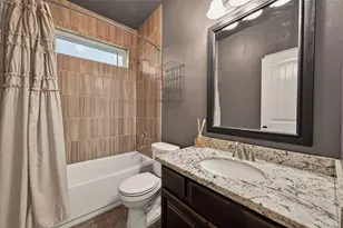 14063 Belmont Cir, Mont Belvieu, TX 77523 - Photo 33