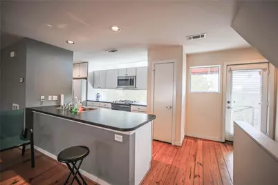 6913 Yellowstone Way Drive, Houston, TX 77054 - Photo 5