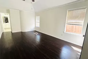 1703 Park Forest Dr, Katy, TX 77450 - Photo 9