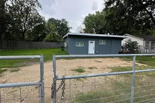 614 Ross St, La Marque, TX 77568 - Photo 3