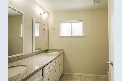 6019 Spellman Road, Houston, TX 77096 - Photo 13