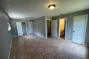 10607 Bainbridge St, Houston, TX 77016 - Photo 7