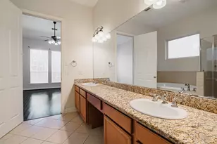 7155 Windwater Lagoon, Houston, TX 77036 - Photo 23