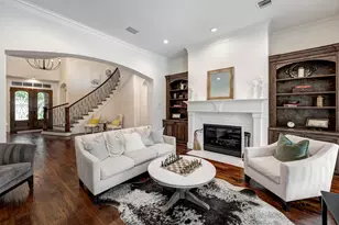 1117 Traweek St, Houston, TX 77055 - Photo 5