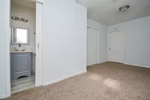 917 Defender St, Houston, TX 77029 - Photo 11