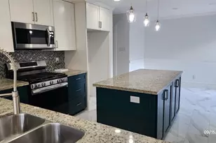 2230 Ashford Hollow Ln, Houston, TX 77077 - Photo 7