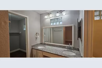 7711 Del Glen Lane, Houston, TX 77072 - Photo 9