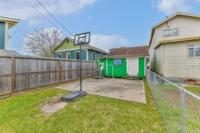 4016 Ursuline Street, Galveston, TX 77550 - Photo 19