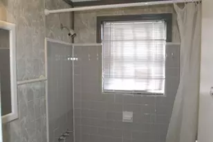 5903 Nancy Ann St, Houston, TX 77009 - Photo 9