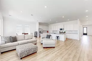 711 Hooks Trail Ln, League City, TX 77573 - Photo 3