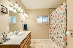 303 Southern Oaks Dr, Lake Jackson, TX 77566 - Photo 19
