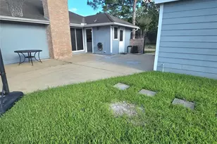 2238 Silver Sage Dr, Houston, TX 77077 - Photo 31