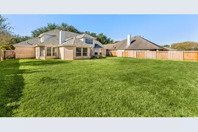 14910 Lake Woodbridge Court, Sugar Land, TX 77498 - Photo 45