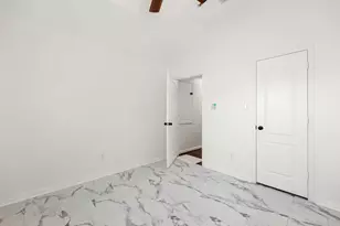 14910 Lake Woodbridge Ct, Sugar Land, TX 77498 - Photo 31