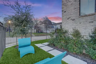 2435 Sheridan Street, Houston, TX 77030 - Photo 29