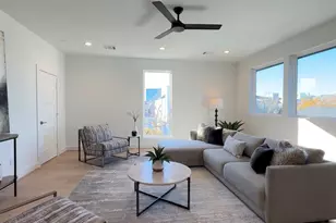 2015 Hopkins St, Houston, TX 77006 - Photo 29