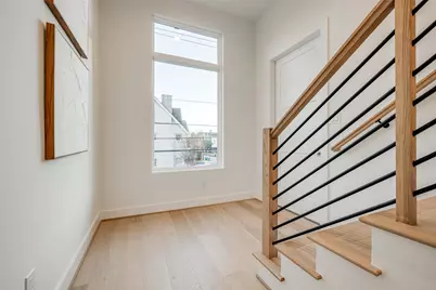 2015 Hopkins Street, Houston, TX 77006 - Photo 19