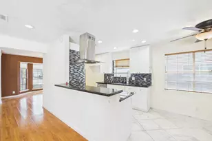 12842 Westmere Dr, Houston, TX 77077 - Photo 9