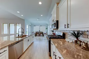 13424 Diamond Reef Ln, La Marque, TX 77568 - Photo 11