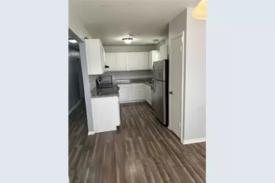 2336 N Pearland Avenue #C, Pearland, TX 77581 - Photo 5