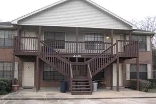2336 N Pearland Ave, Pearland, TX 77581 - Photo 1