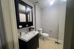 1202 Manorglen Dr, Missouri City, TX 77489 - Photo 9