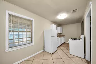3214 Tuam St, Houston, TX 77004 - Photo 17