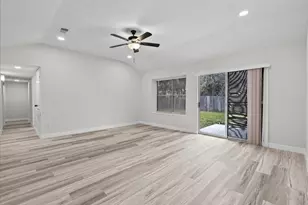 4903 Ripple Creek Dr, Baytown, TX 77521 - Photo 5