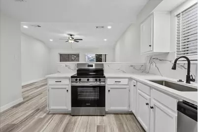 4903 Ripple Creek Drive, Baytown, TX 77521 - Photo 9