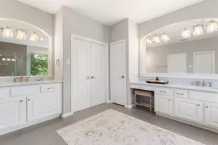 10 Mill Point Pl, The Woodlands, TX 77380 - Photo 23