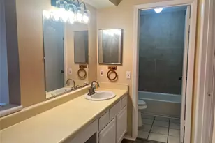 12935 Knotty Glen Ln, Houston, TX 77072 - Photo 11