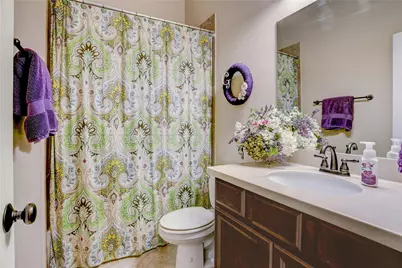 7018 Fall Creek Lane, Missouri City, TX 77459 - Photo 17