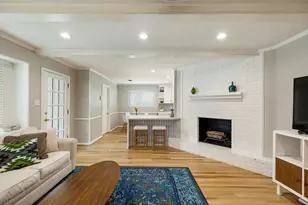 4411 Deer Lodge Dr, Houston, TX 77018 - Photo 9