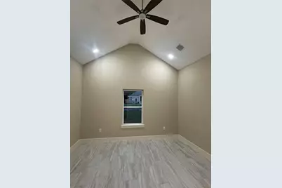 10745 Vinson Street, Beaumont, TX 77713 - Photo 9