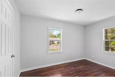 1601 E Mimosa Avenue, Victoria, TX 77901 - Photo 9