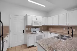 6933 Liverpool St, Houston, TX 77021 - Photo 37