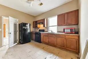 1418 30th St, Galveston, TX 77550 - Photo 13