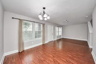 1536 Kew Garden Dr, Houston, TX 77047 - Photo 9