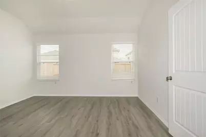 4022 Silver Ranch Road, Houston, TX 77014 - Photo 15