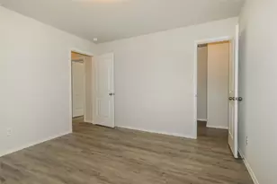4022 Silver Ranch Rd, Houston, TX 77014 - Photo 11